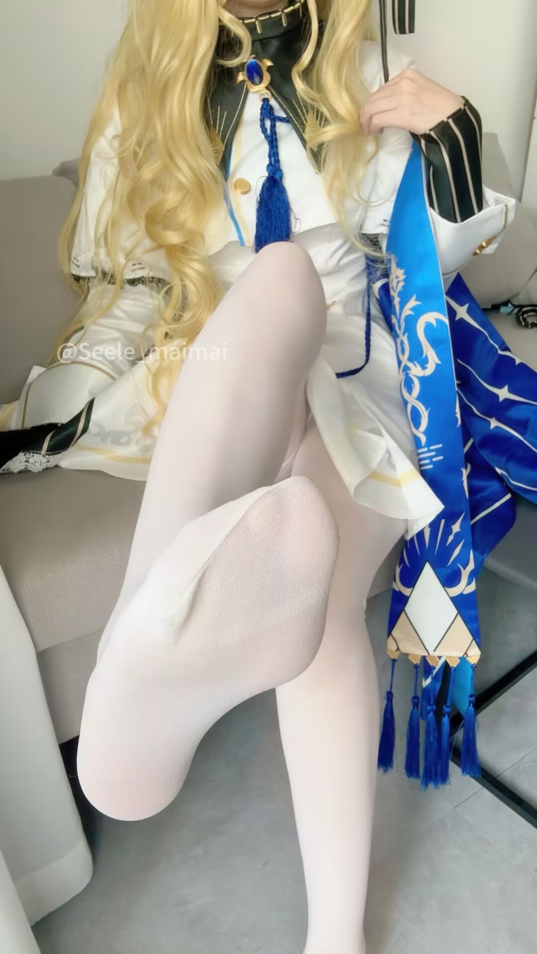 图片[6]-[COSPLAY]Seele麦麦 – 鸣潮 菲比&卡提希娅·蓝色花海物语 [96P] [300M]-嘤嘤怪之家