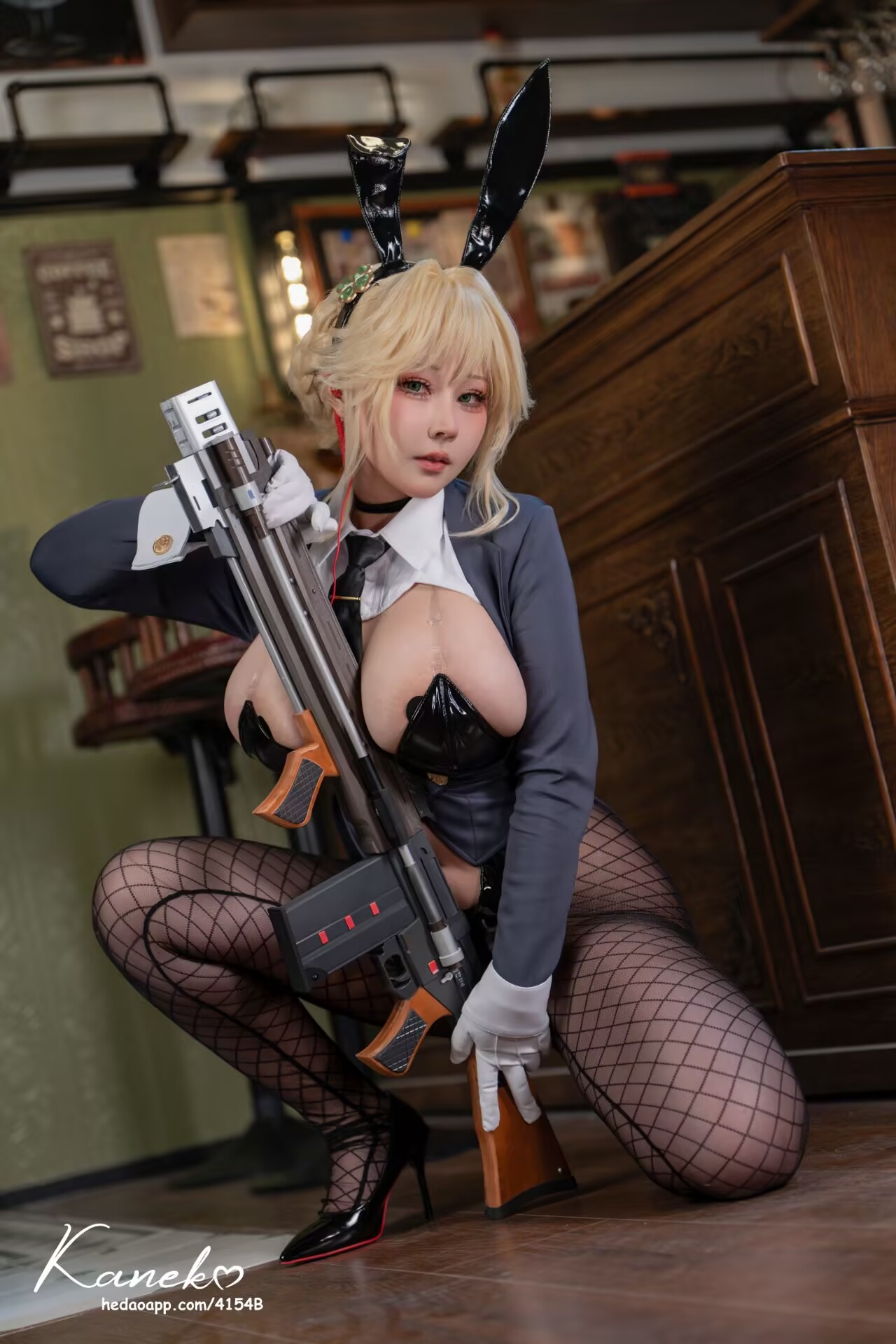 [COSPLAY] KANEKO_咔喵 – Nikke 爱德·特工兔女郎 [32P] [200M]-资源巴士